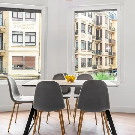 Apartment Moderno, Reformado Y Ac Para 6 En Zurriola Beach San Sebastian